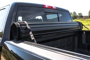 Buy a retractable tonneau cover for Toyota Tundra